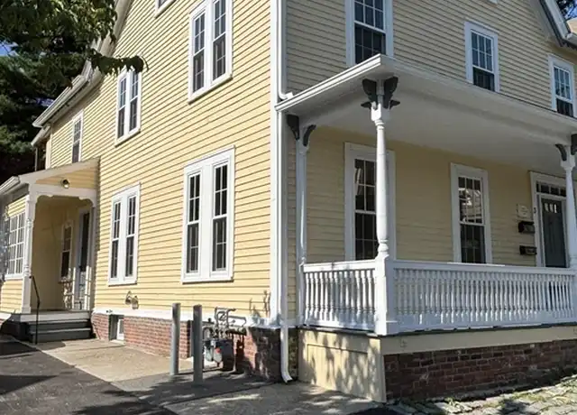 Property at 3 Oxford Pl Unit 1, Worcester, MA, 01609, 2 beds, 1 bath, [object Object]