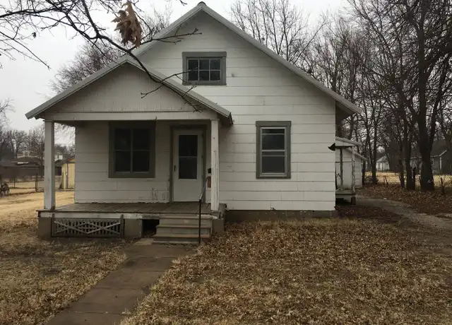 Property at 1014 E 6th St, Newton, KS, 67114, 1 bed, 1 bath, [object Object]