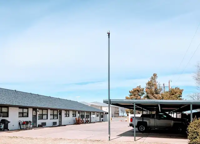 Property at Taylor Apartments - 300 W 2nd St, Idalou, TX, 79329, 1 bed, 1 bath, [object Object]