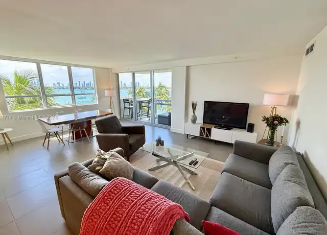 Property at 1500 Bay Rd Unit 540S, Miami Beach, FL, 33139, 1 bed, 1.5 baths, [object Object]