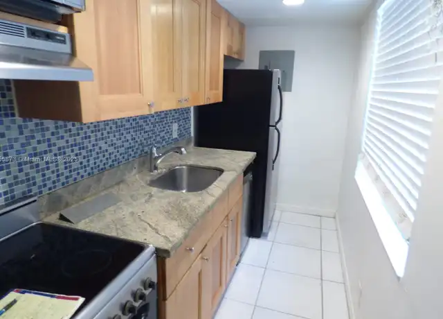 Property at 417 NE 17th Ave #5, Fort Lauderdale, FL, 33301, 0 beds, 1 bath, [object Object]