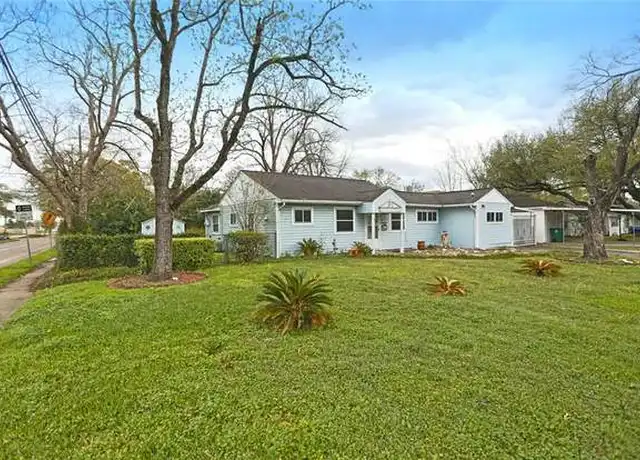 Property at 1316 Zora St, Houston, TX, 77055, 2 beds, 1 bath, [object Object]
