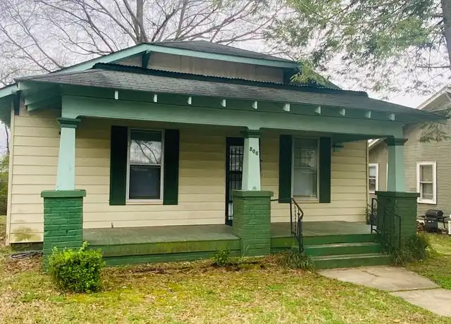 Property at 806 E Tombigbee St, Florence, AL, 35630, 2 beds, 1 bath, [object Object]