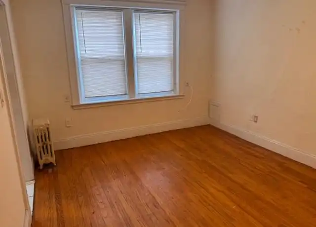 Property at 104 Fellsway W, Medford, MA, 02155, 1 bed, 1 bath, [object Object]