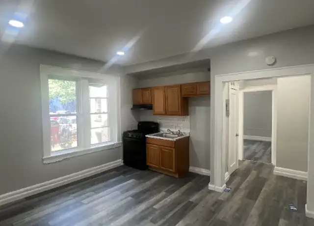 Property at 805 Broadway Unit 3, Newark, NJ, 07104, 1 bed, 1 bath, [object Object]
