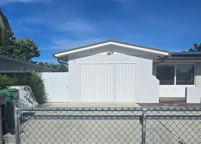 Property at 19733 SW 119th Ct Unit 1, Miami, FL, 33177, 1 bed, 1 bath, [object Object]