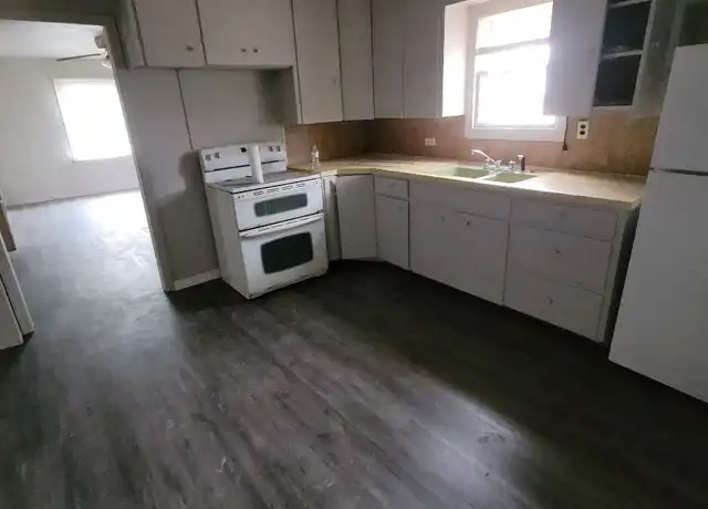 Property at 408 N 1st St, Duncan, OK, 73533, 2 beds, 1 bath, [object Object]