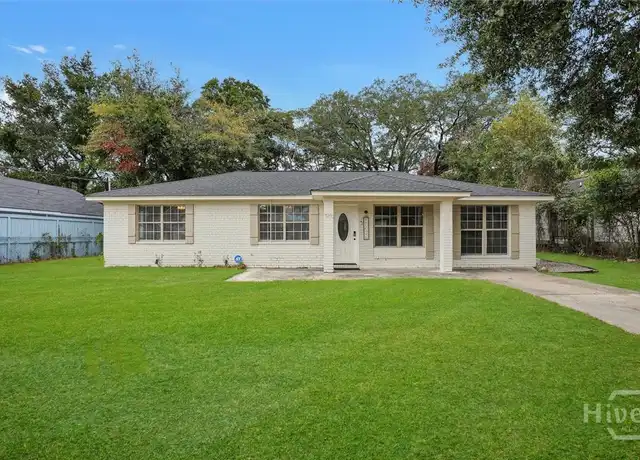 Property at 720 Dixon St, Savannah, GA, 31405, 4 beds, 2 baths, [object Object]