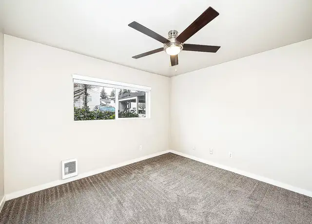 Photo of 13101 SE 240th St, Kent, WA 98031