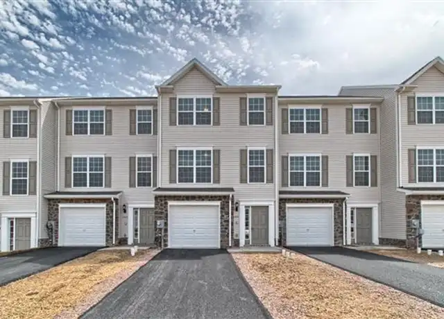 Property at 383 Mesa Ln, York, PA, 17408, 3 beds, 2.5 baths, [object Object]