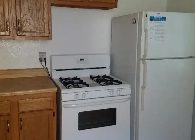 Property at 123 Strong Ave Unit 2nd Floor, Syracuse, NY, 13210, 2 beds, 1 bath, [object Object]