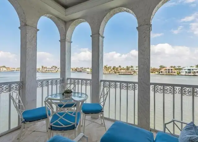 Property at 4000 Gulf Shore Blvd N #900, Naples, FL, 34103, 3 beds, 3 baths, [object Object]