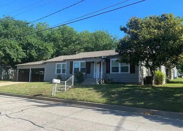 Property at 402 McCarty St, Weatherford, TX, 76086, 3 beds, 2 baths, [object Object]