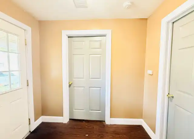 Property at 28703 Maple St, Roseville, MI, 48066, 3 beds, 1 bath, [object Object]
