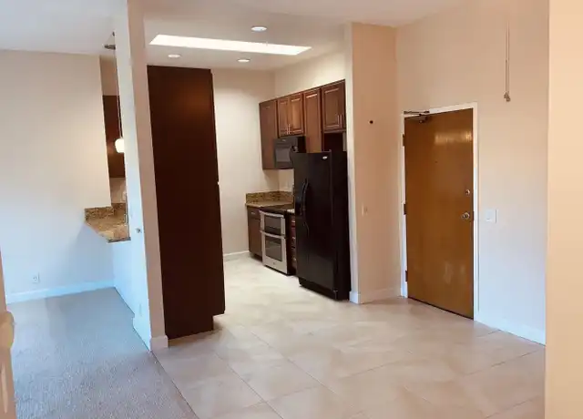 Property at 8310 Regents Rd Unit 3E, San Diego, CA, 92122, 2 beds, 2 baths, [object Object]