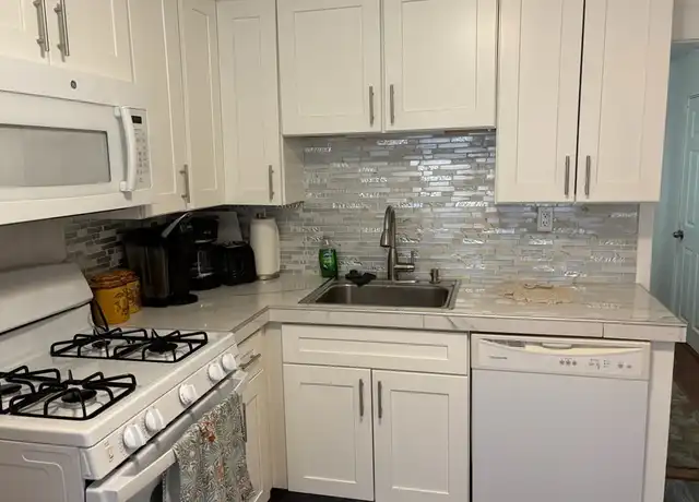 Property at 29 Gibson St Unit 1, Malden, MA, 02148, 2 beds, 1 bath, [object Object]