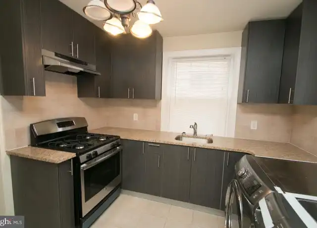 Property at 606 Reed St Unit 3RD FL, Philadelphia, PA, 19147, 2 beds, 1 bath, [object Object]