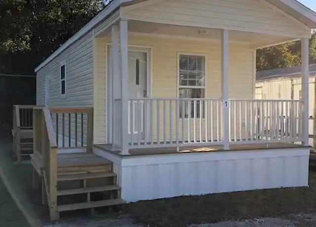 Property at 3430 Lake St, Orlando, FL, 32806, 1 bed, 1 bath, [object Object]