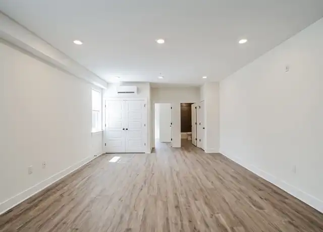 Property at 6906 Ridge Ave Unit 5, Philadelphia, PA, 19128, 1 bed, 1 bath, [object Object]