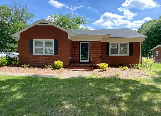 Property at 1804 W Front St, Burlington, NC, 27215, 3 beds, 2 baths, [object Object]