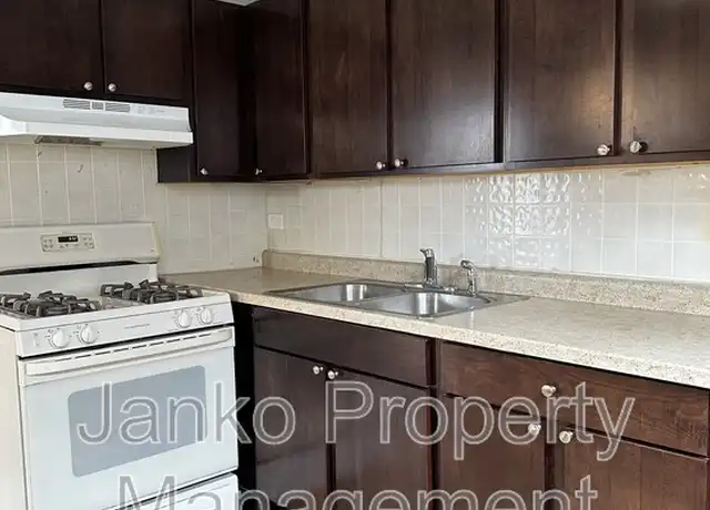 Property at 1911 S Cicero Ave Unit 1R, Cicero, IL, 60804, 1 bed, 1 bath, [object Object]