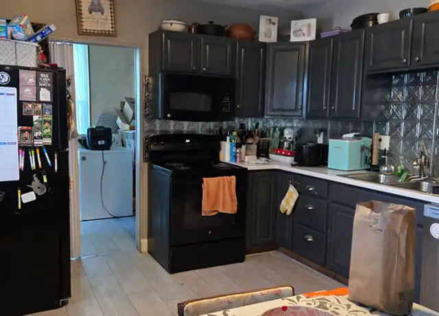 Property at 214 E Cherry St, Palmyra, PA, 17078, 3 beds, 1.5 baths, [object Object]