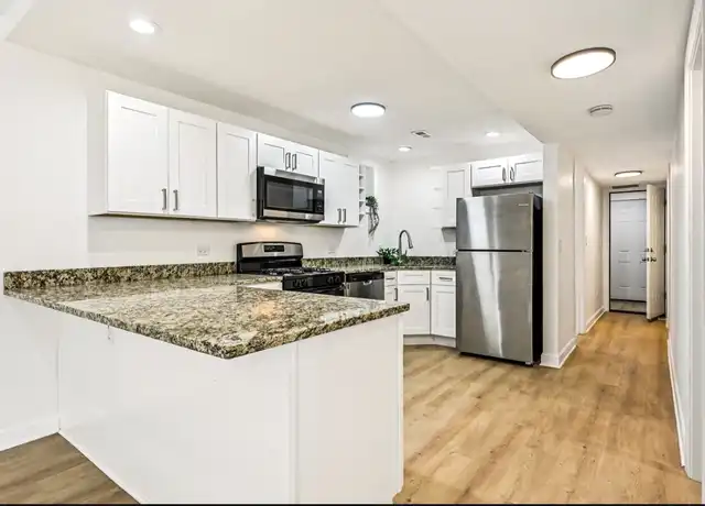 Property at 4042 W Adams St Unit 1, Chicago, IL, 60624, 2 beds, 1 bath, [object Object]