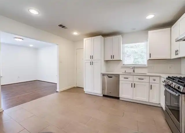 Property at 9515 Ash Creek Dr, Dallas, TX, 75228, 2 beds, 1 bath, [object Object]
