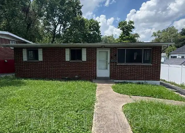 Property at 801 Thomas Ave, Saint Louis, MO, 63135, 3 beds, 1 bath, [object Object]