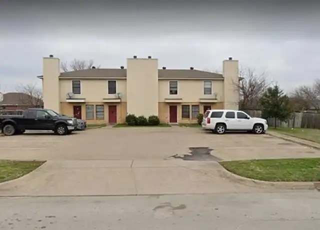 Property at 400 Cambridge Dr Unit 402, Saginaw, TX, 76179, 2 beds, 1.5 baths, [object Object]