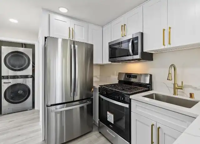 Property at 4972 54th St, San Diego, CA, 92115, 2 beds, 1 bath, [object Object]