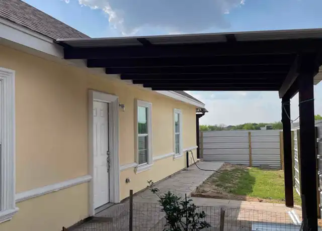 Property at 22613 Sunflower Rd Unit B, Edcouch, TX, 78538, 2 beds, 2 baths, [object Object]
