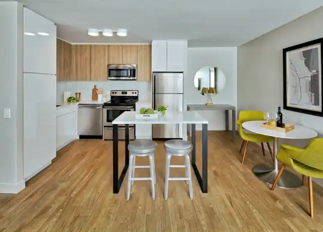 Property at 2619 N Clark St, Chicago, IL, 60614, 1 bed, 1 bath, [object Object]