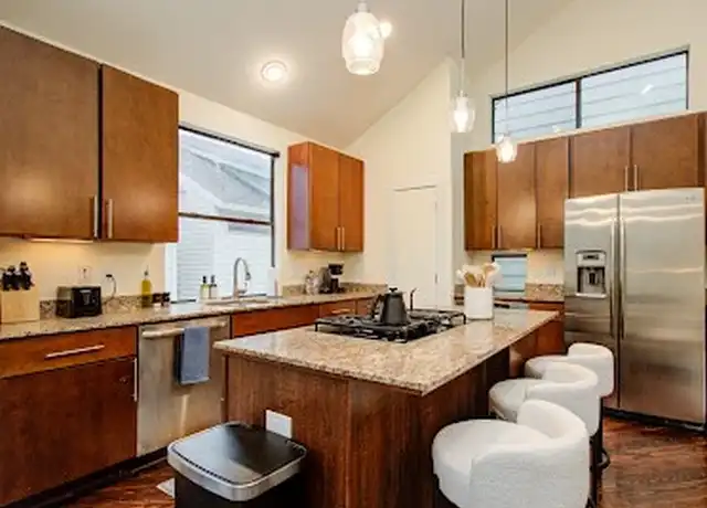 Property at 4510 Maxie St Unit B, Houston, TX, 77007, 3 beds, 3.5 baths, [object Object]