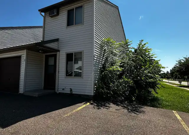 Property at 4517 Fairfax St Unit 1, Eau Claire, WI, 54701, 3 beds, 1.5 baths, [object Object]