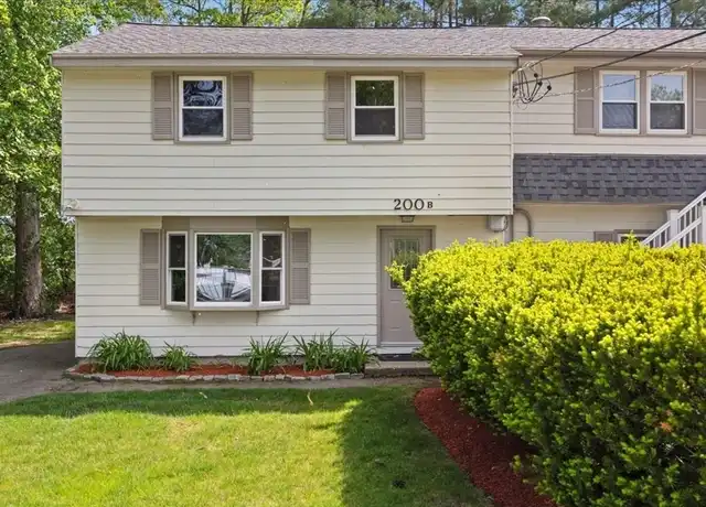 Property at 200 Norfolk St Unit B, Walpole, MA, 02081, 3 beds, 1.5 baths, [object Object]