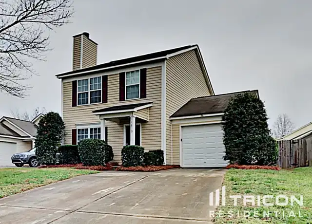 Property at 11810 Stewarts Crossing Dr, Charlotte, NC, 28215, 3 beds, 2 baths, [object Object]