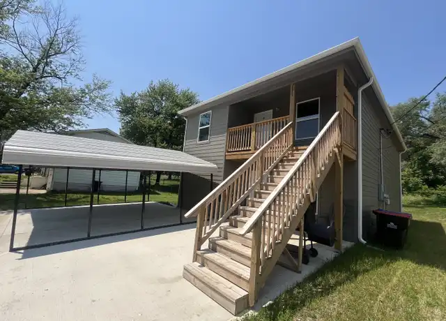 Property at 500 N Water St Unit B, Warrensburg, MO, 64093, 3 beds, 2 baths, [object Object]