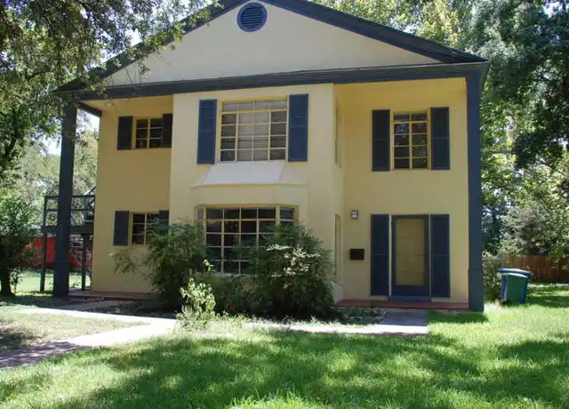 Property at 1305 Kirkwood Rd Unit B, Austin, TX, 78722, 2 beds, 1 bath, [object Object]
