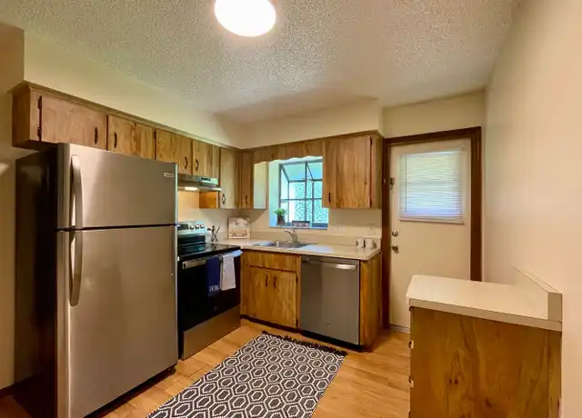 Property at The Vanda Apartments ! 1 & 2 Bedroom Apartments in Apopka, FL - 117 E Myrtle St, Apopka, FL, 32703, 2 beds, 1 bath, [object Object]