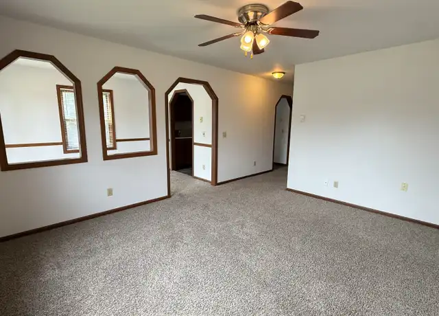Property at 641 Galena Ct, Sun Prairie, WI, 53590, 2 beds, 1 bath, [object Object]