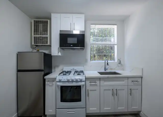 Property at 1818 N Broadway Unit 4, Los Angeles, CA, 90031, 0 beds, 1 bath, [object Object]