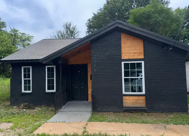 Property at 2499 Calvert Ave, Memphis, TN, 38108, 4 beds, 2 baths, [object Object]