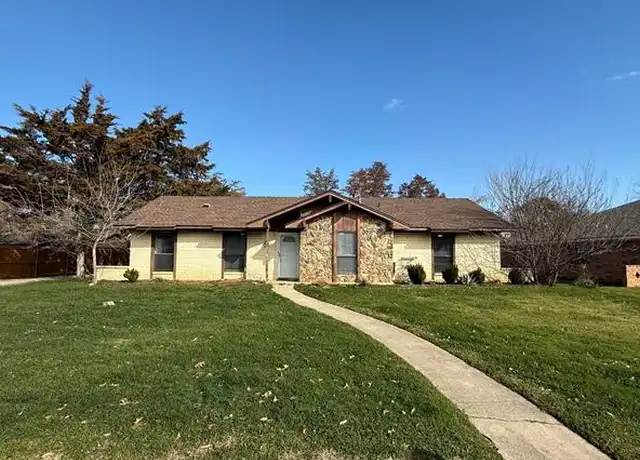 Property at 69 Lakewood Dr, Lake Dallas, TX, 75065, 3 beds, 2 baths, [object Object]