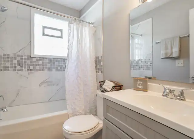 Property at 119 N Coquillard Dr Unit A-1, South Bend, IN, 46617, 5 beds, 2 baths, [object Object]