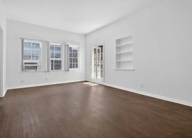 Property at 4227 Leimert Blvd Unit 4233-04, Leimert Park, CA, 90008, 1 bed, 1 bath, [object Object]