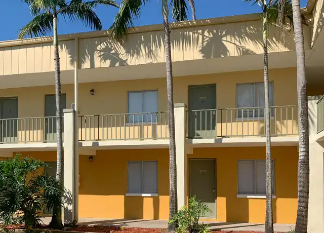 Property at 102 Logarto Cir Unit B-104, Tampa, FL, 33612, 2 beds, 1.5 baths, [object Object]