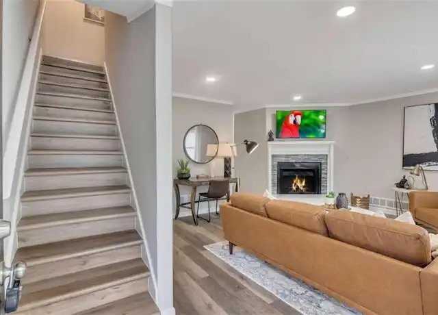 Property at 2099 Valley Oaks Dr SE, Smyrna, GA, 30080, 3 beds, 2.5 baths, [object Object]