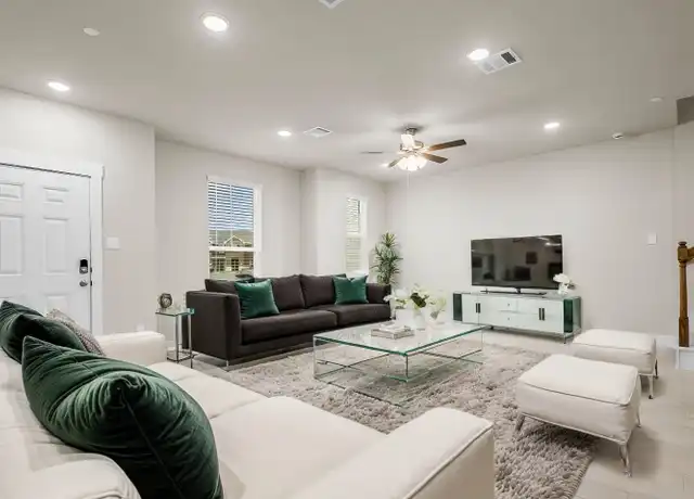 Property at 2231 Seven Oaks Blvd, Tomball, TX, 77375, 3 beds, 2.5 baths, [object Object]