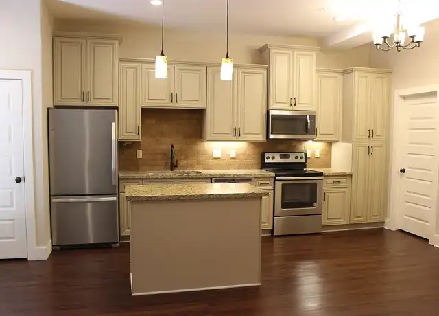 Property at Copper Chase Luxury Apartments - 2402 Broadmoor Dr, Bryan, TX, 77802, 1 bed, 1 bath, [object Object]
